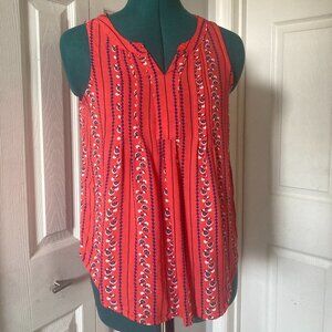 Lightweight sleeveless shirt